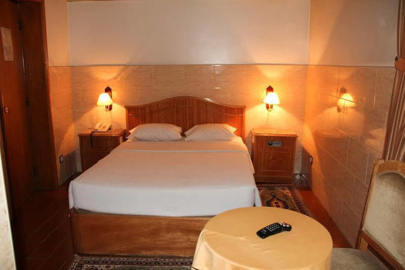 Portucalense Bed and Breakfast Porto Buitenkant foto